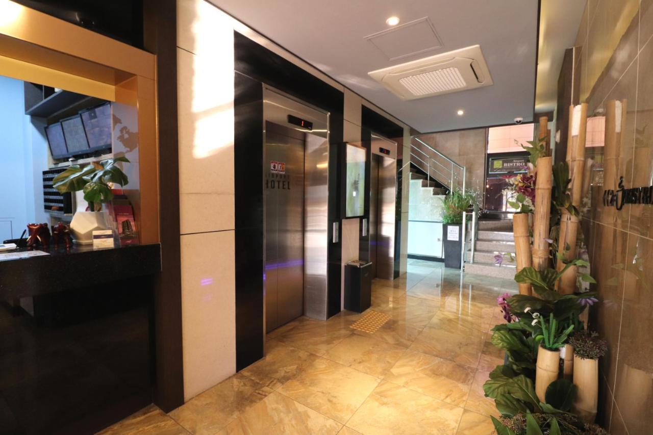 Hotel Airport Пусан Екстериор снимка